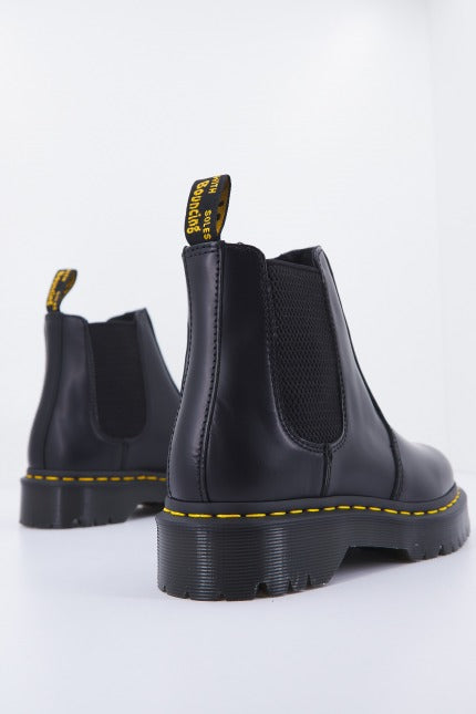 DR. MARTENS  BEX BLACK SMOOTH en color NEGRO  (3)