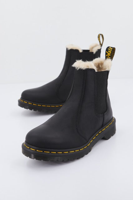 DR. MARTENS LEONORE BURNISHED en color NEGRO  (1)