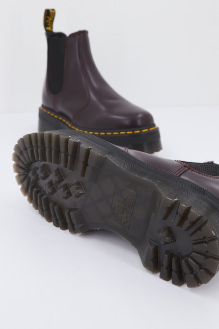 DR. MARTENS QUAD SMOOTH en color BURDEOS  (4)