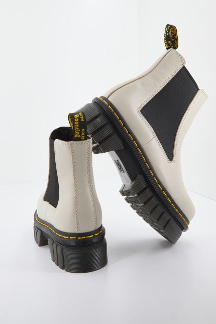 DR. MARTENS AUDRICK CHELSEA LUX en color BEIS  (3)