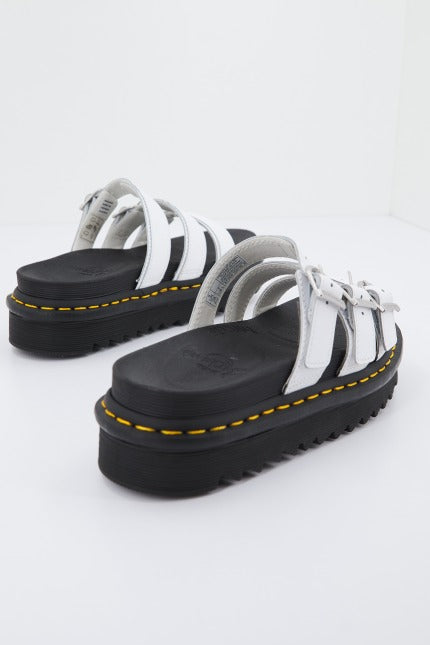 DR. MARTENS BLAIRE SLIDE HYDRO en color BLANCO  (3)