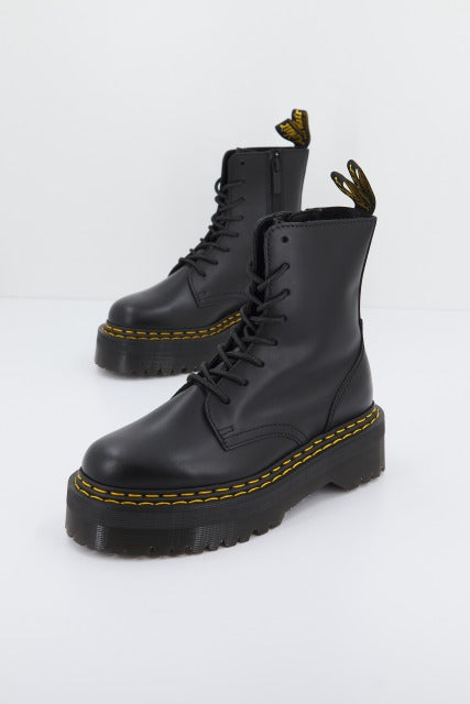 DR. MARTENS JADON DS  en color NEGRO  (1)