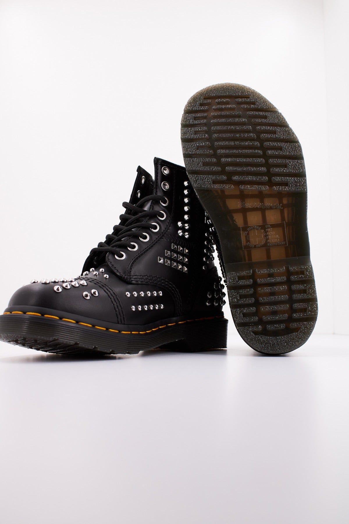 DR. MARTENS ATLAS en color NEGRO  (4)