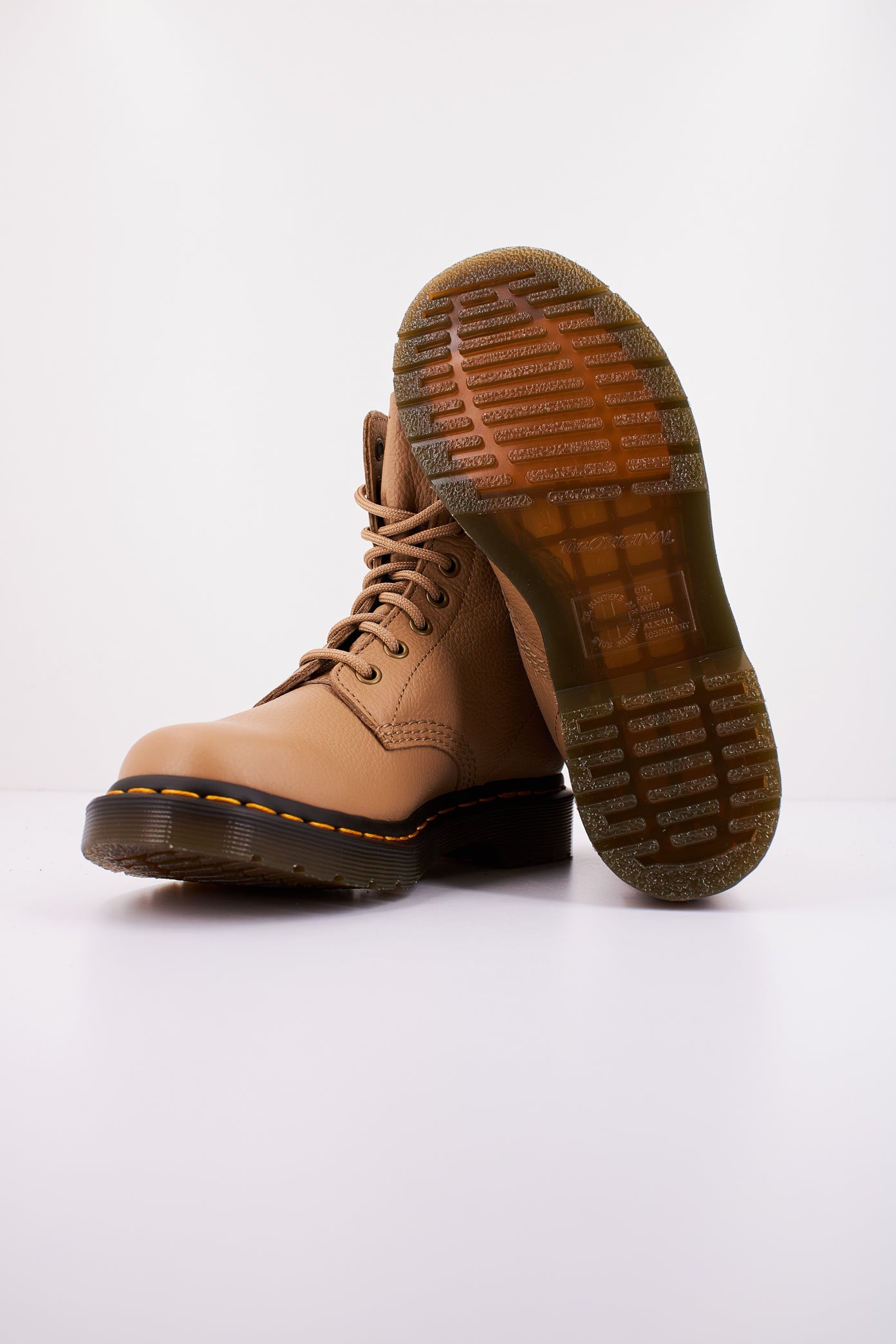 DR. MARTENS  PASCAL en color MARRON CLARO  (4)