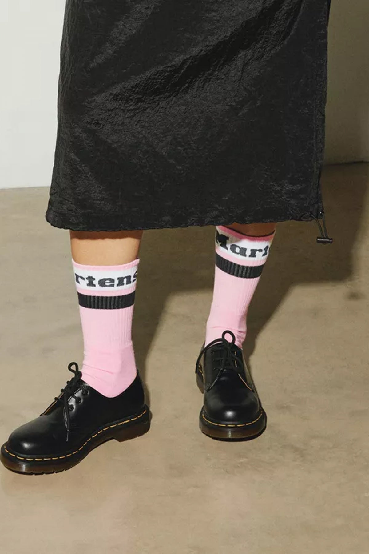 DR. MARTENS ATHLETIC LOGO SOCK en color ROSA  (1)