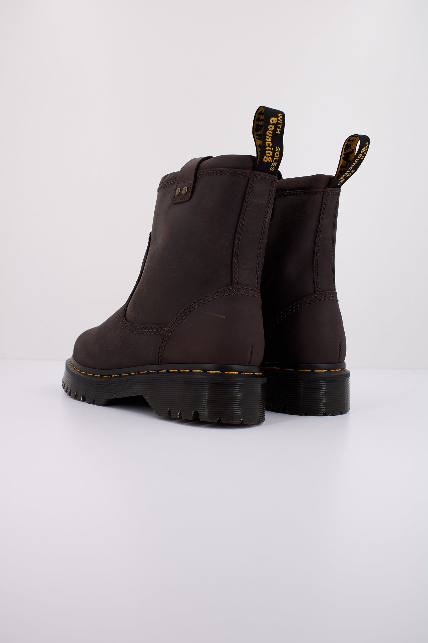 DR. MARTENS ANISTONE LO en color MARRON  (4)