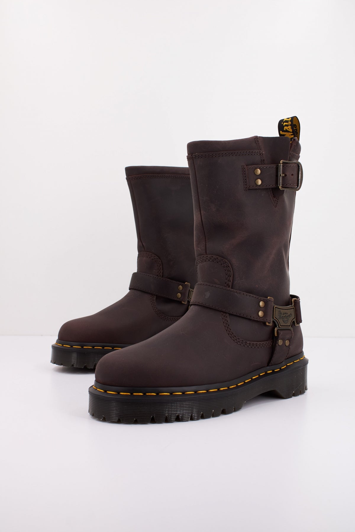 DR. MARTENS  ANISTONE HI en color MARRON  (2)