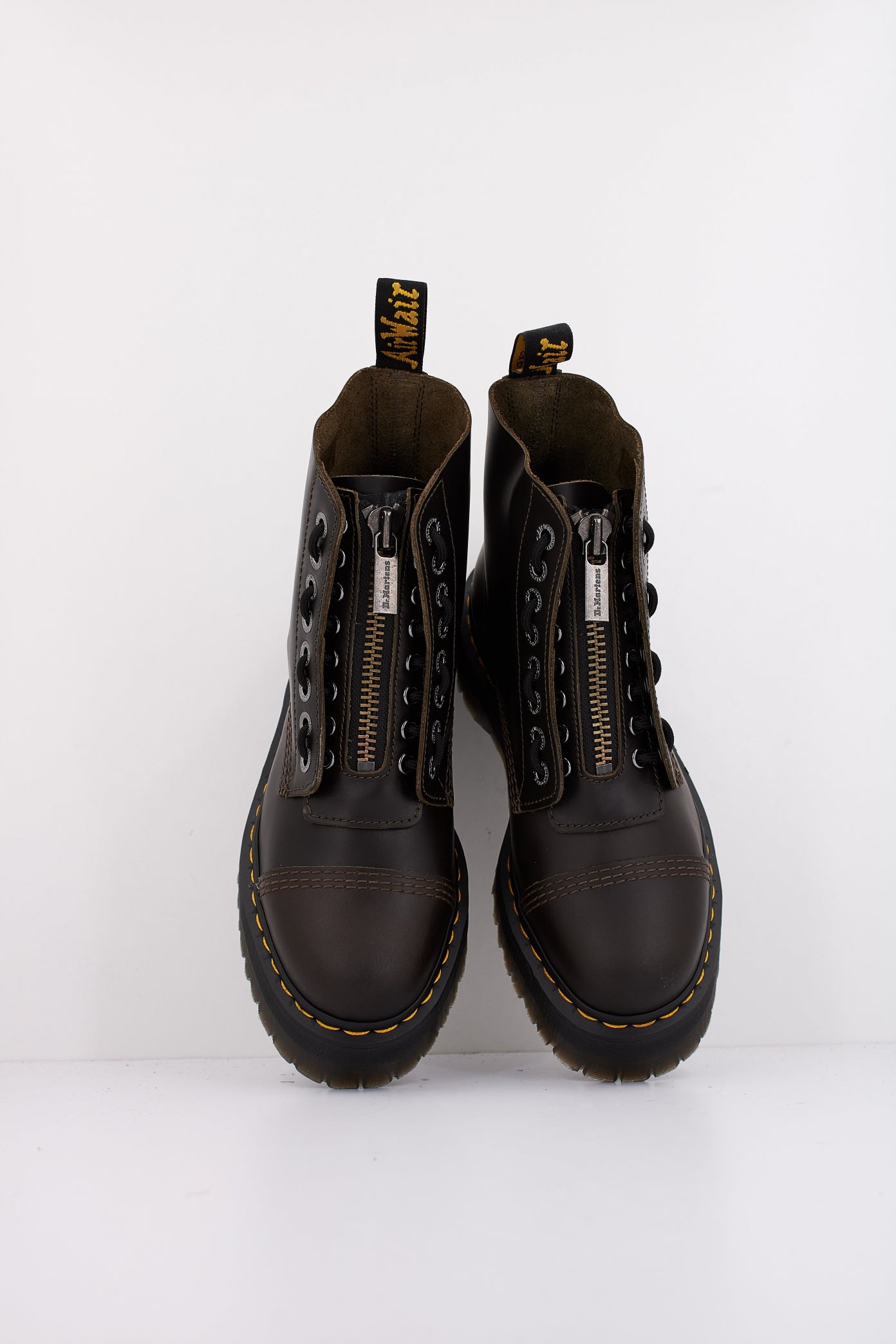 DR. MARTENS SINCLAIR en color MARRON  (3)