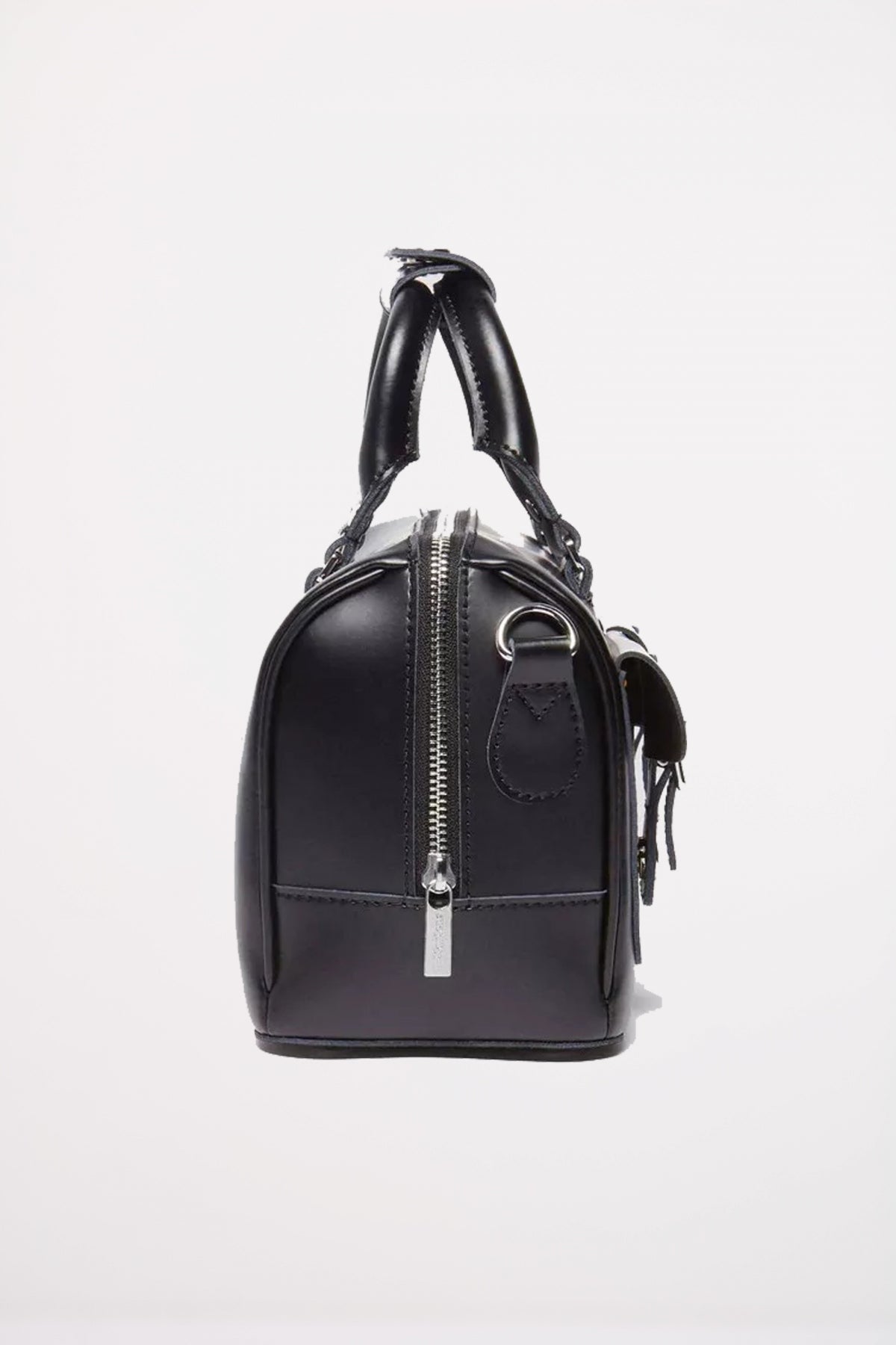 DR. MARTENS TOP HANDLE BAG en color NEGRO  (2)