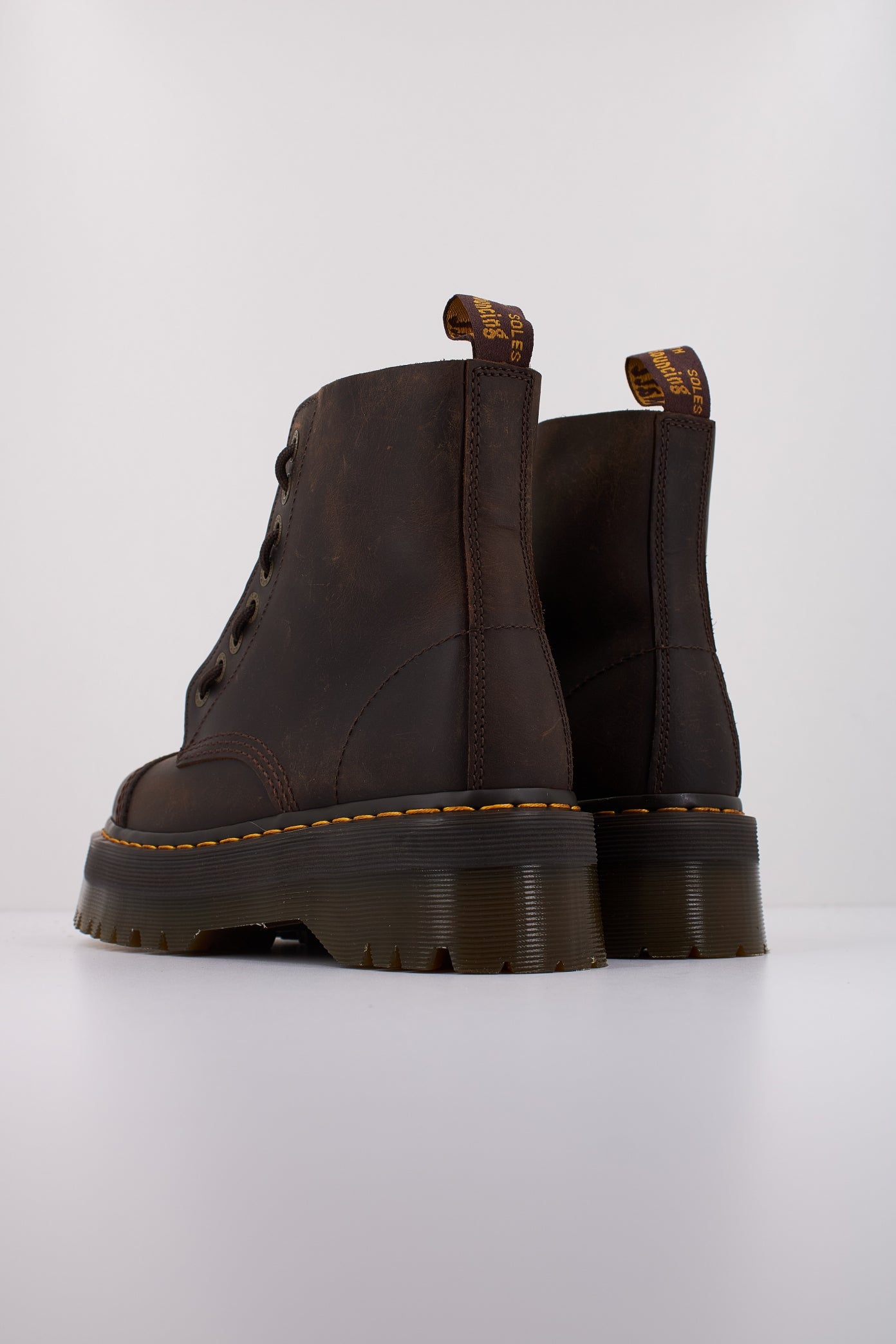 DR. MARTENS SINCLAIR  en color MARRON  (4)