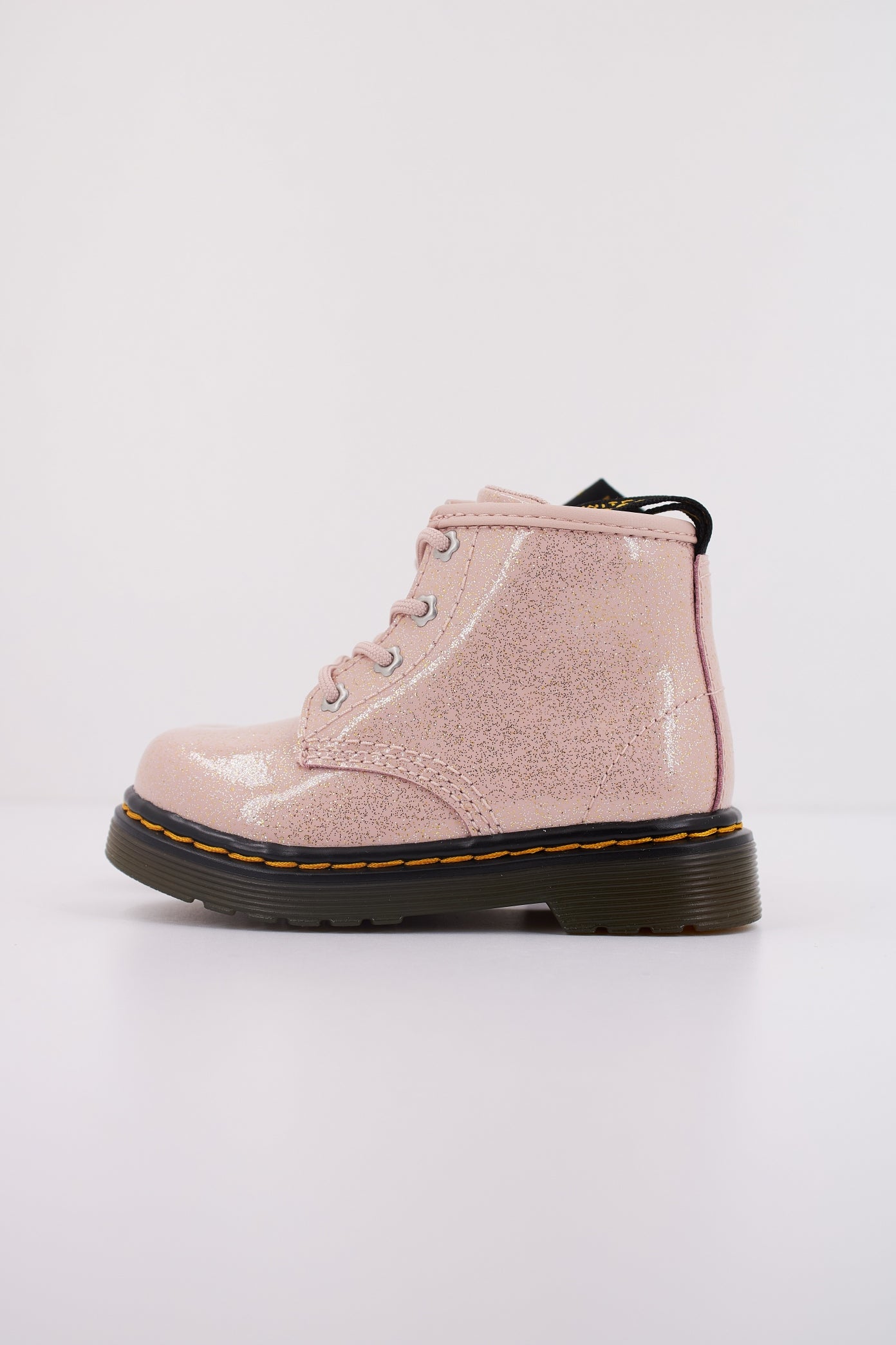 DR. MARTENS  I en color ROSA  (1)