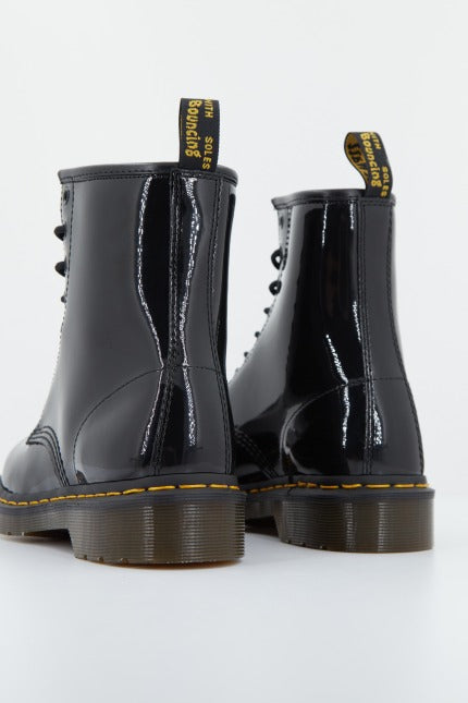 DR. MARTENS BOTAS  DE CHAROL en color NEGRO  (4)