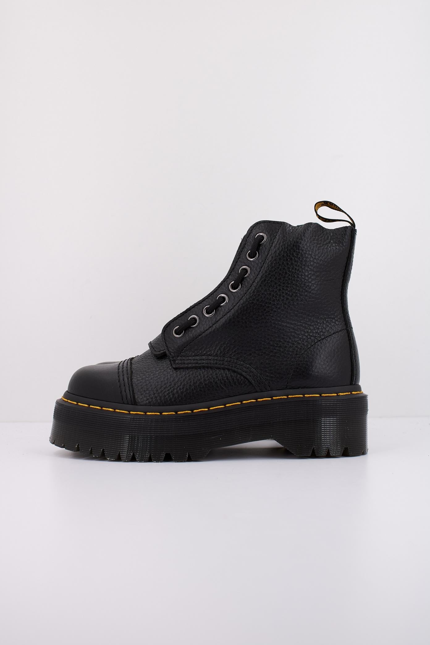 Dr martens panama logo hotsell