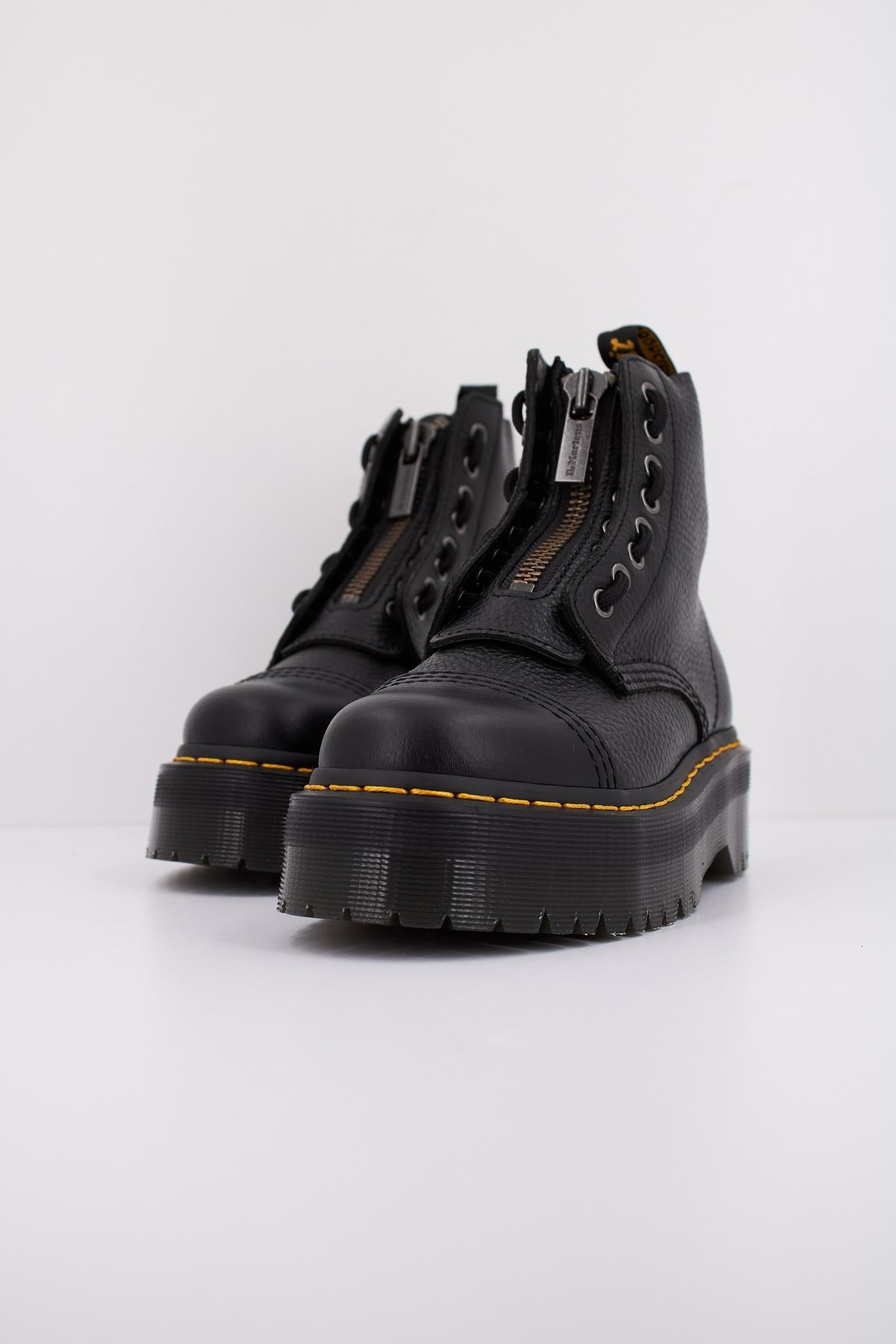 Dr. Martens Botas Sandalias Calcetines y Mas Zacaris Envio en 24 horas Zacaris