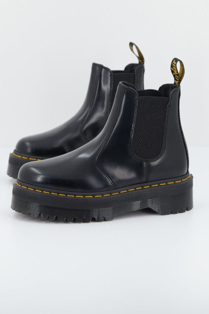 DR. MARTENS PLATAFORMA  QUAD DE PIEL SMOOTH en color NEGRO  (1)