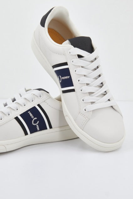 FRED PERRY B LEATHER en color BLANCO  (4)