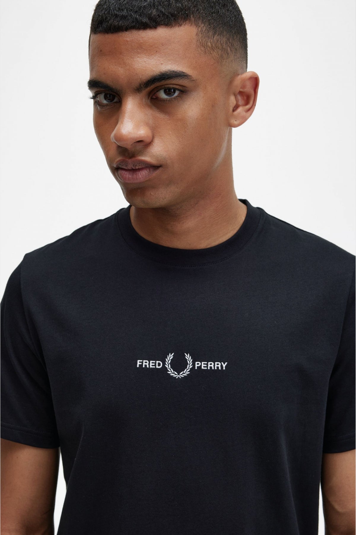 FRED PERRY MFP en color NEGRO  (4)