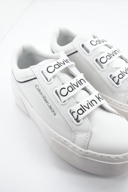 CALVIN KLEIN  FLATFORM LOW en color BLANCO  (4)