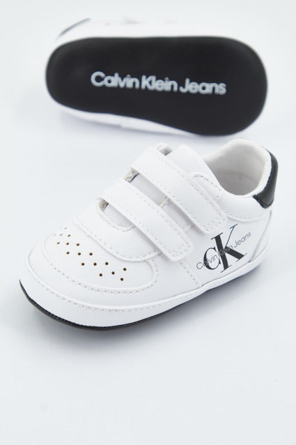 CALVIN KLEIN LOW CUT en color BLANCO  (3)