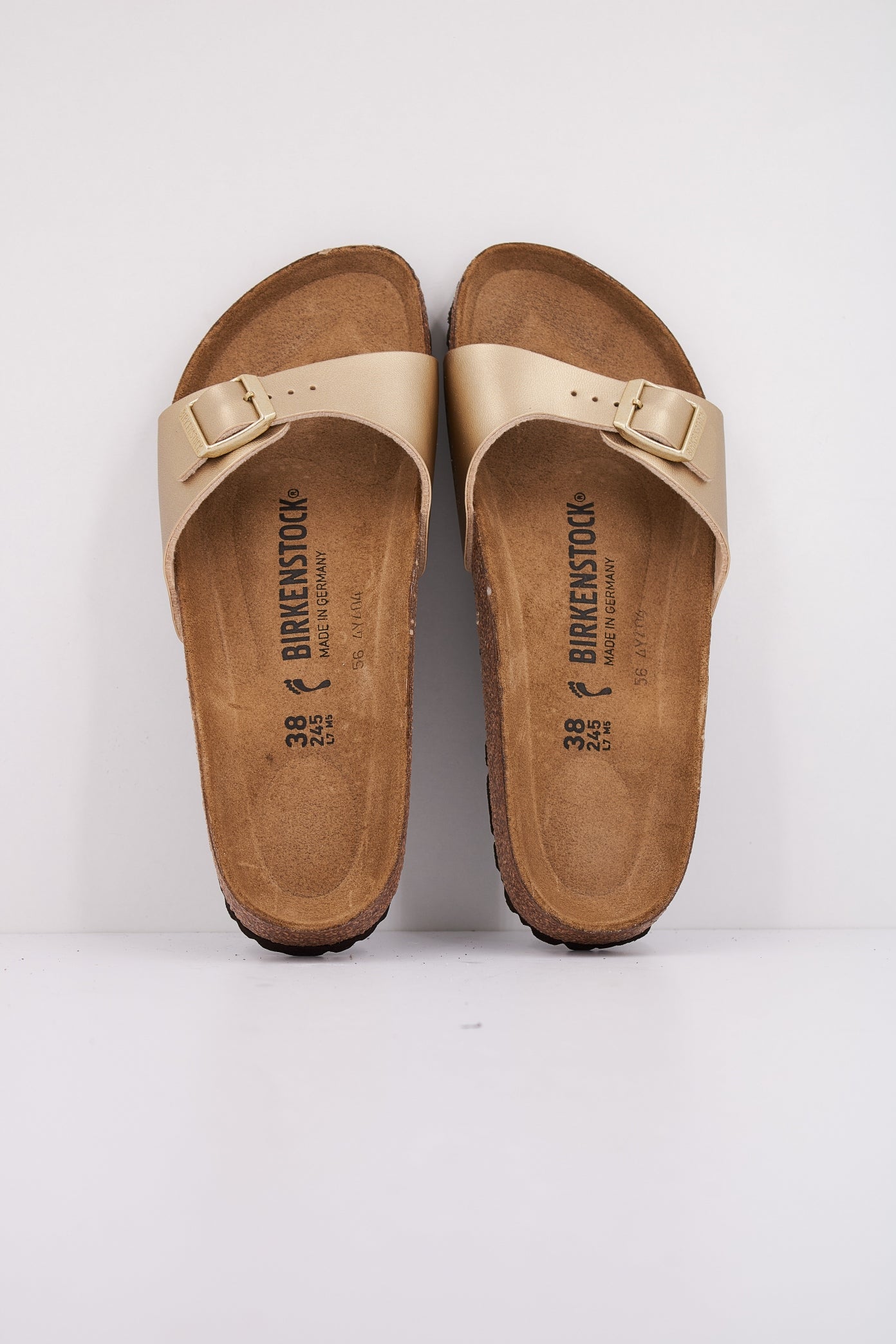 BIRKENSTOCK MADRID BF en color ORO  (3)