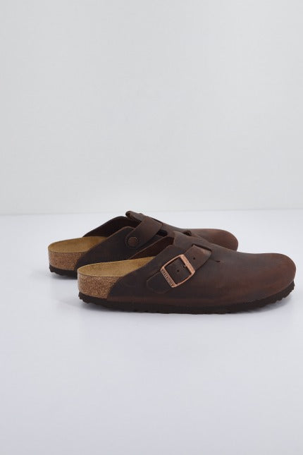 BIRKENSTOCK BOSTON NU en color MARRON  (3)