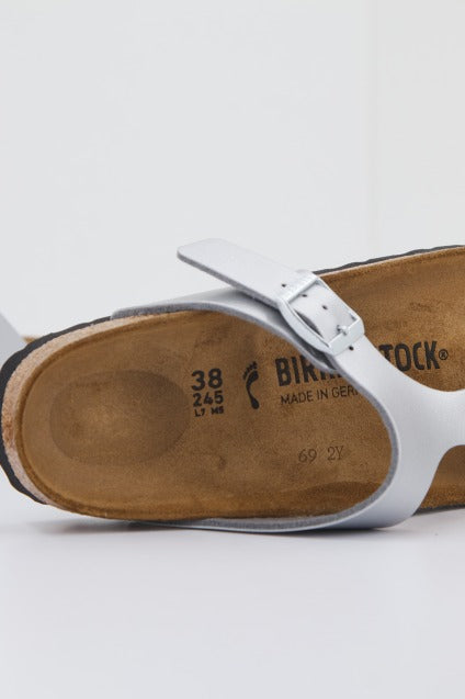 BIRKENSTOCK GIZEH BF en color PLATA  (2)