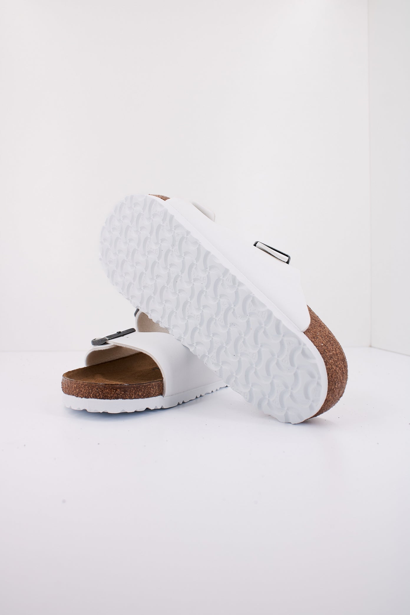 BIRKENSTOCK ARIZONA BS en color BLANCO  (5)