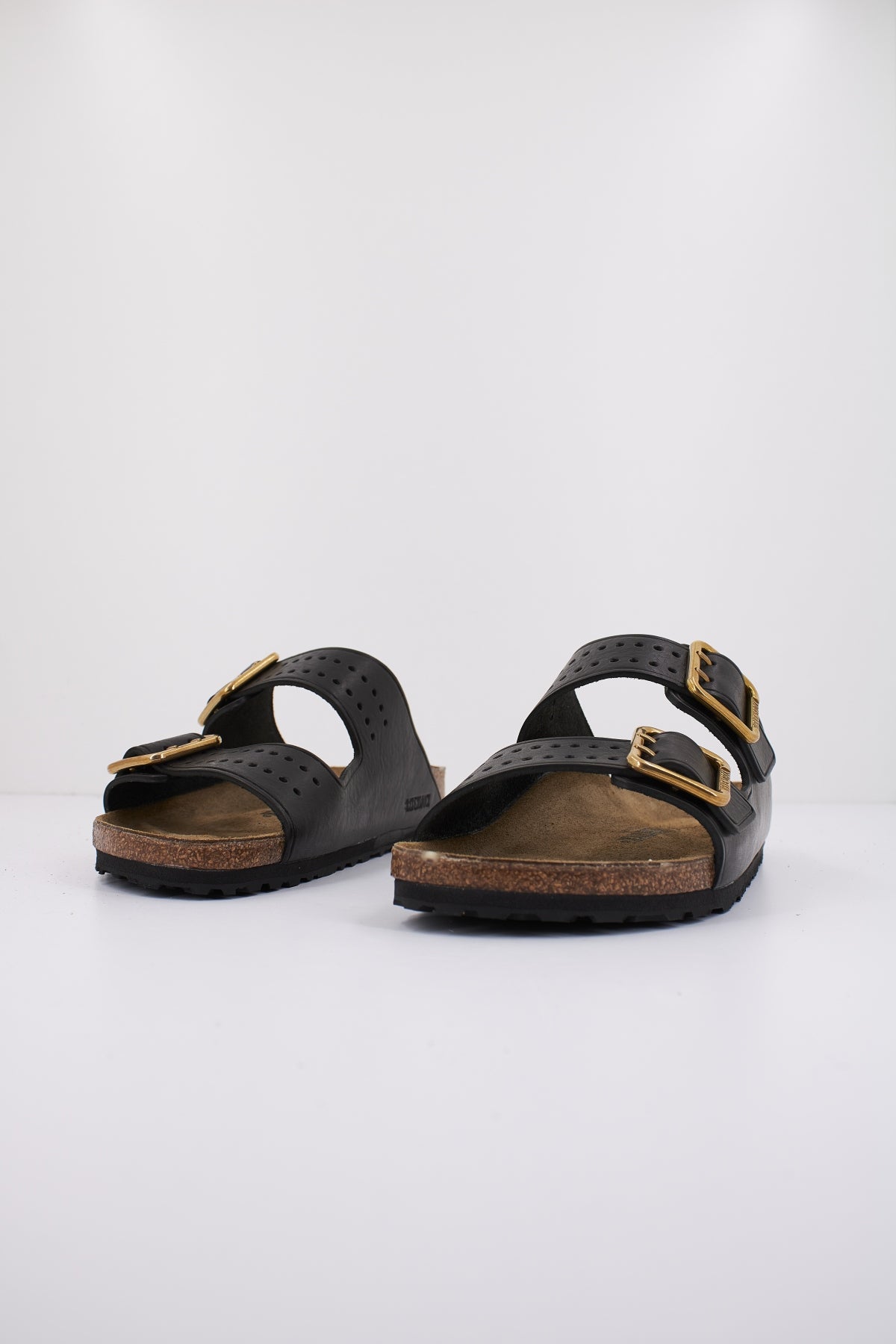 BIRKENSTOCK ARIZONA NATURAL LEATHER en color NEGRO  (2)