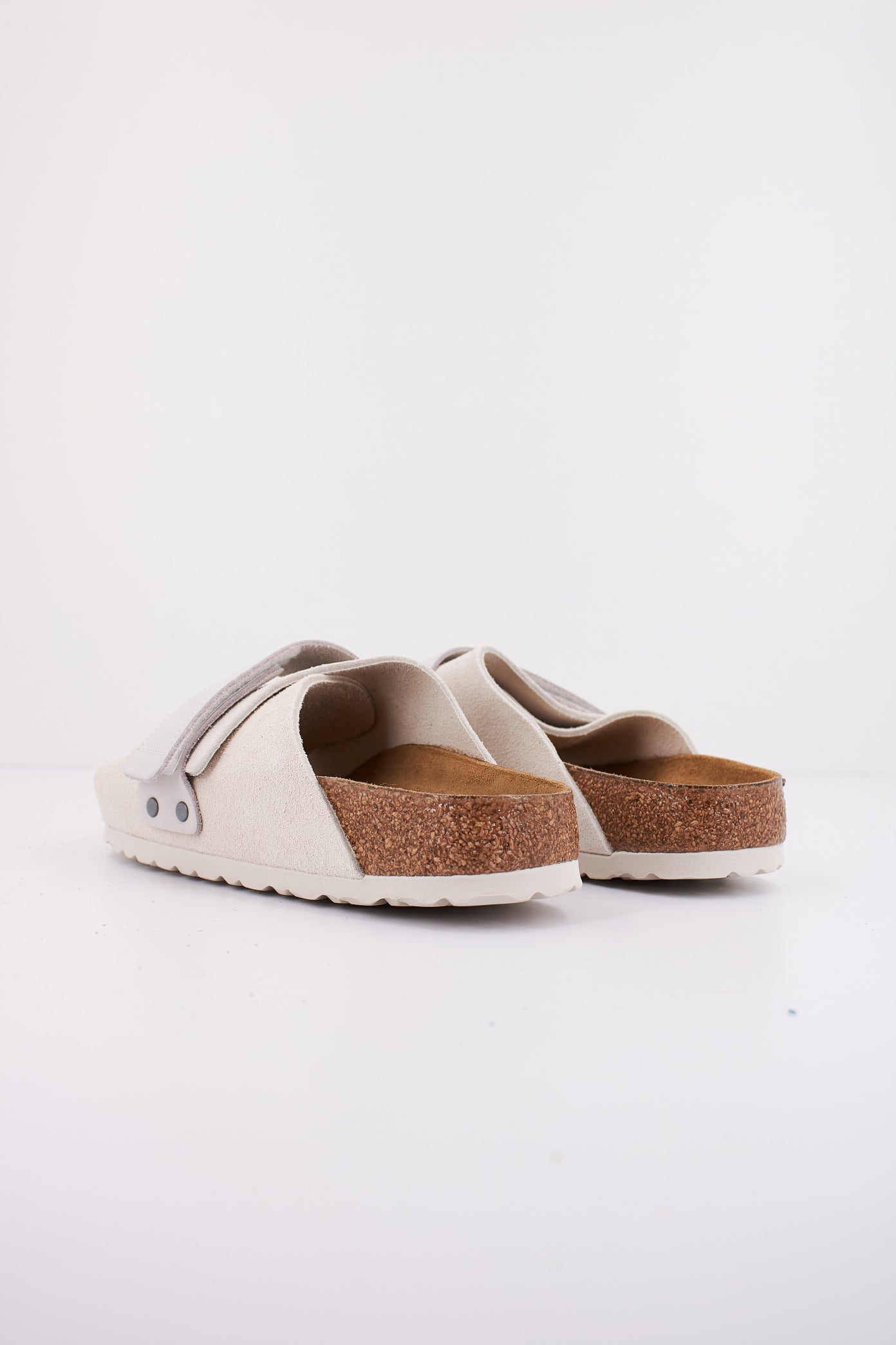 BIRKENSTOCK KYOTO NUBUCK/SUEDE LEATHE en color BEIS  (3)