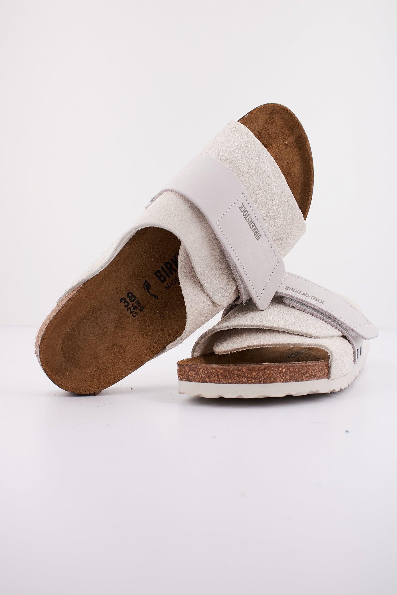 BIRKENSTOCK KYOTO NUBUCK/SUEDE LEATHE en color BEIS  (4)