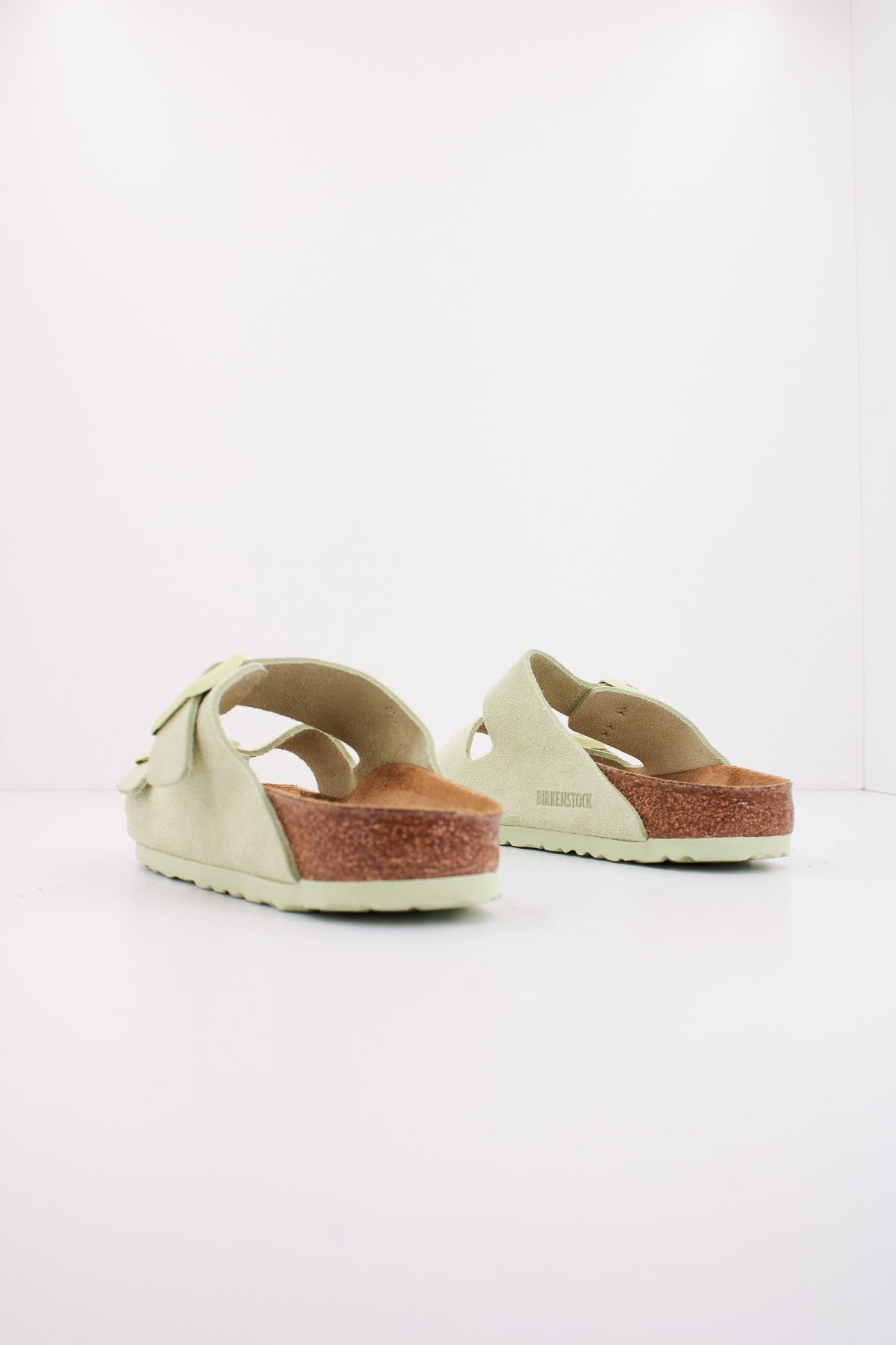 BIRKENSTOCK ARIZONA SUEDE LEATHER en color VERDE  (3)