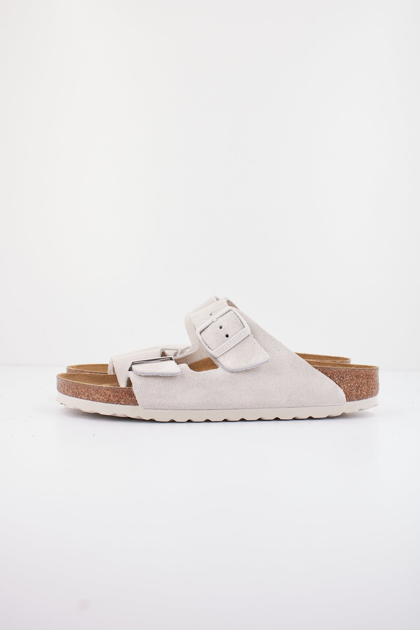 BIRKENSTOCK ARIZONA SUEDE LEATHER en color BEIS  (1)