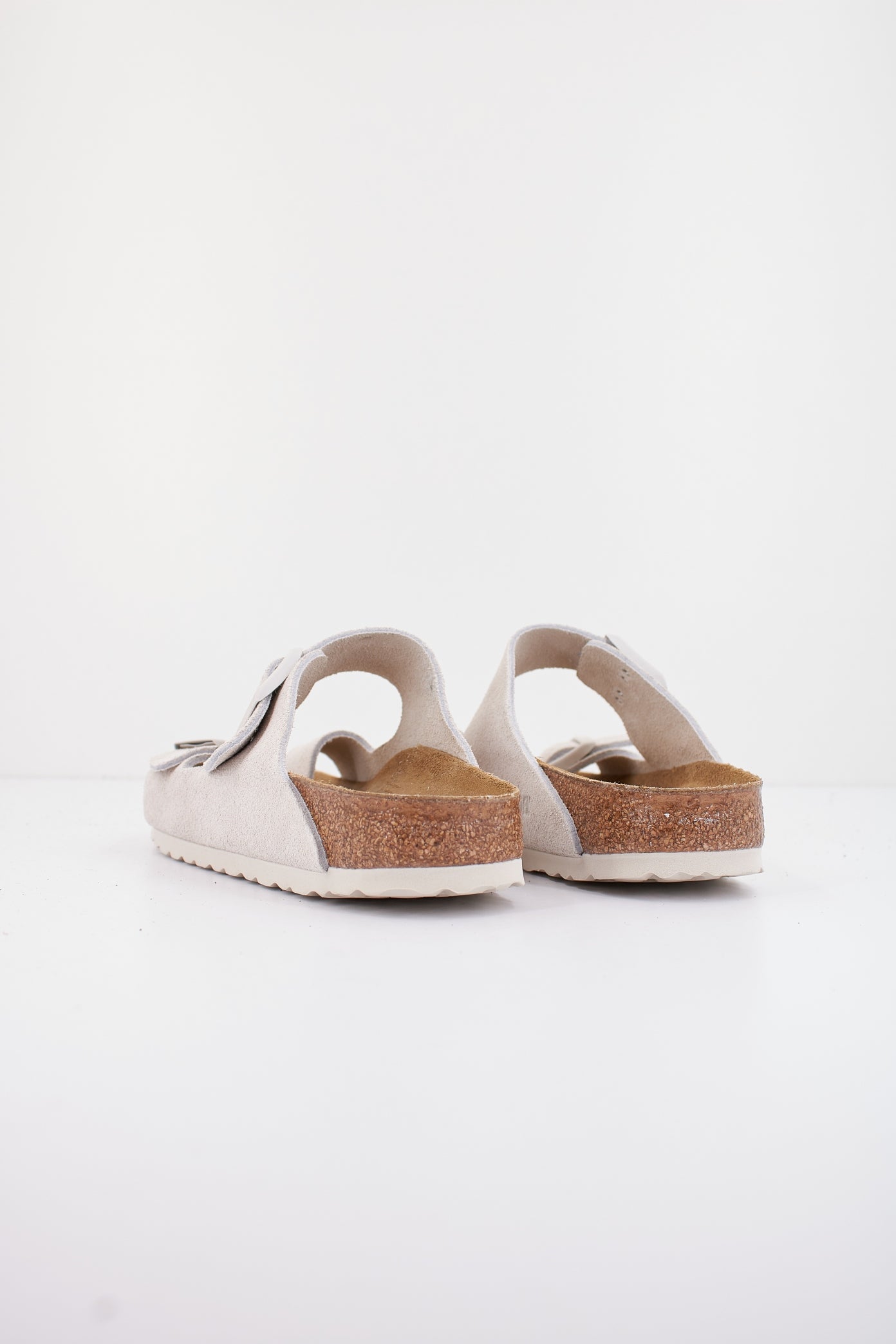 BIRKENSTOCK ARIZONA SUEDE LEATHER en color BEIS  (3)