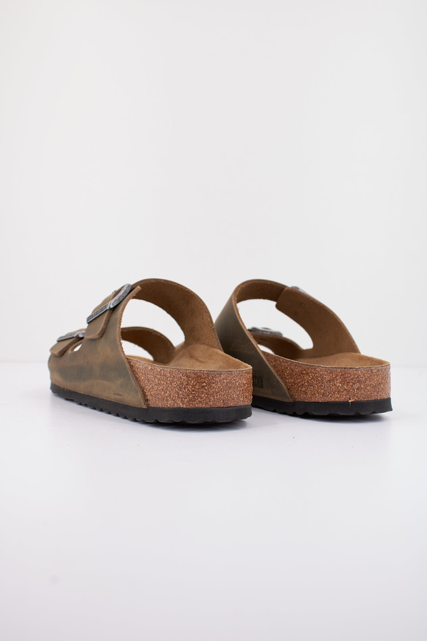 BIRKENSTOCK ARIZONA OILED LEATHER en color VERDE  (3)