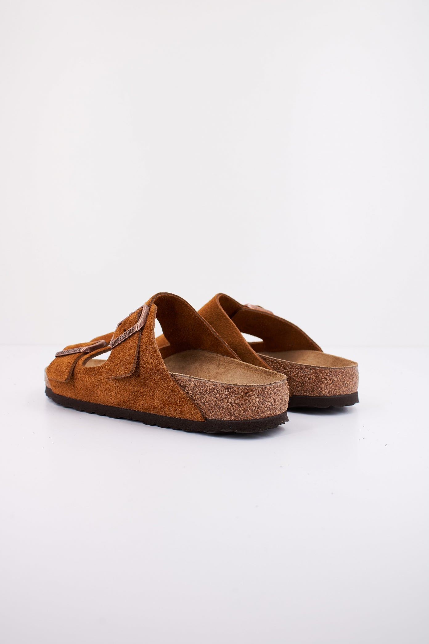 BIRKENSTOCK  en color MARRON CLARO  (4)