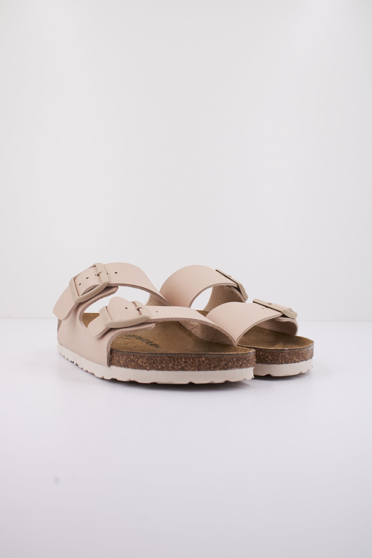 BIRKENSTOCK ARIZONA BS en color NUDE  (2)