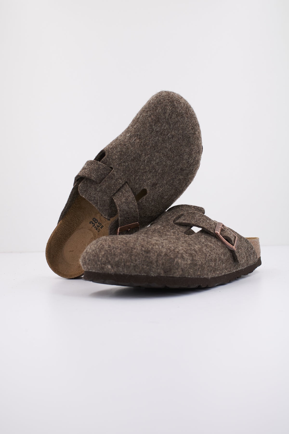 BIRKENSTOCK BOSTON WOOL FELT en color MARRON  (4)