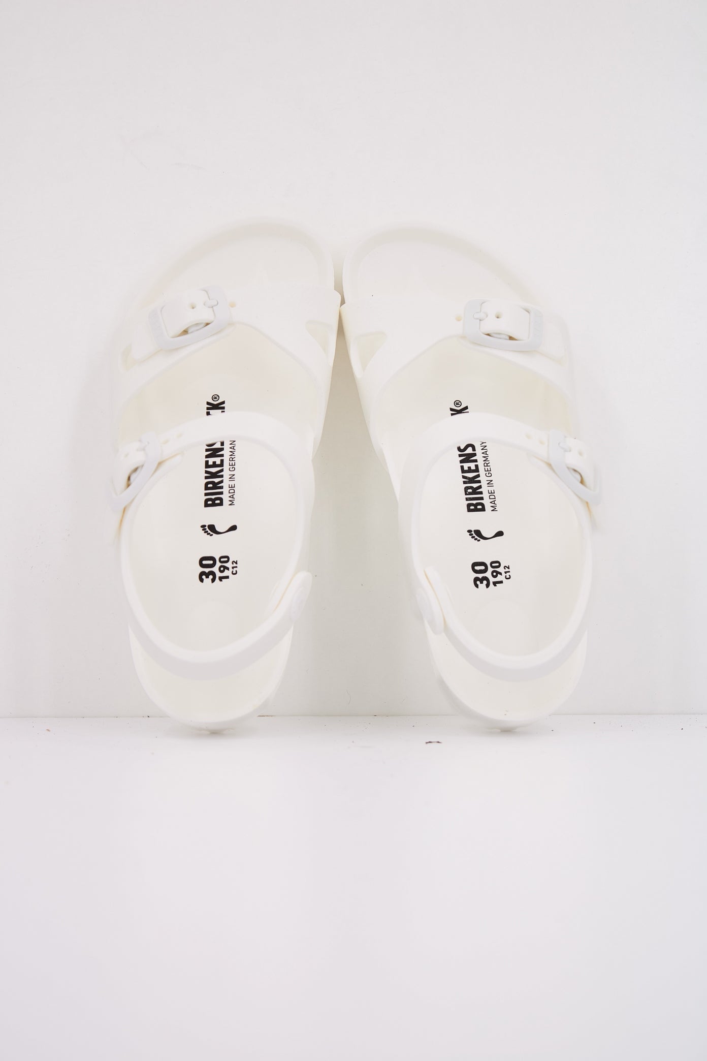 BIRKENSTOCK RIO EVA en color BLANCO  (3)