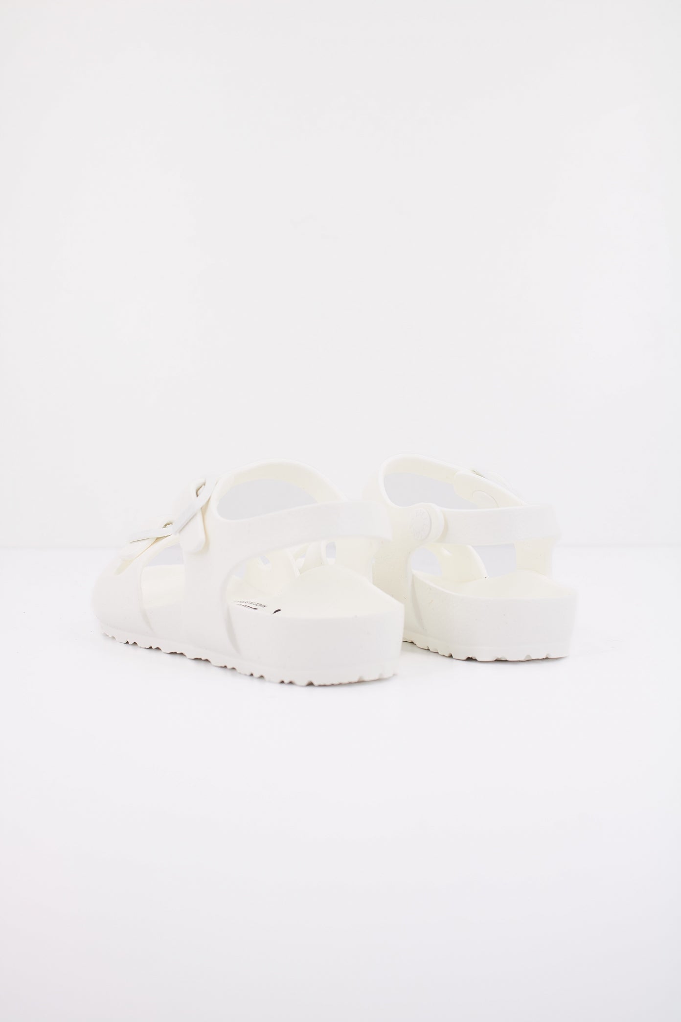 BIRKENSTOCK RIO EVA en color BLANCO  (4)