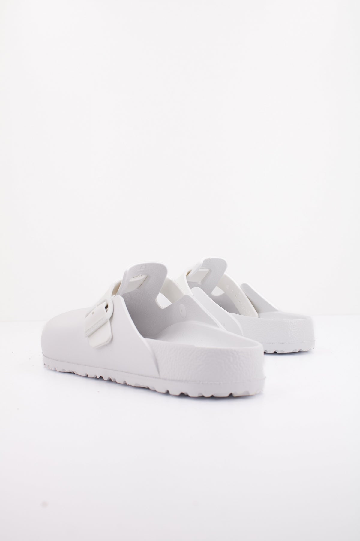 BIRKENSTOCK BOSTON EVA en color BLANCO  (2)