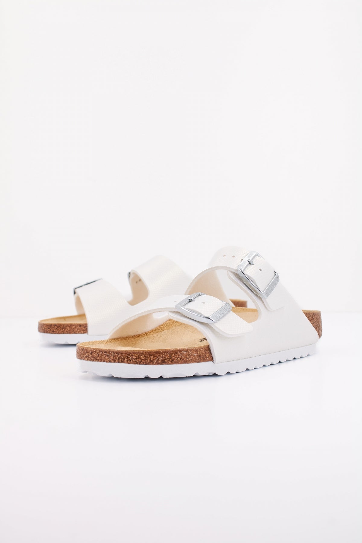 BIRKENSTOCK ARIZONA BS en color BLANCO  (2)