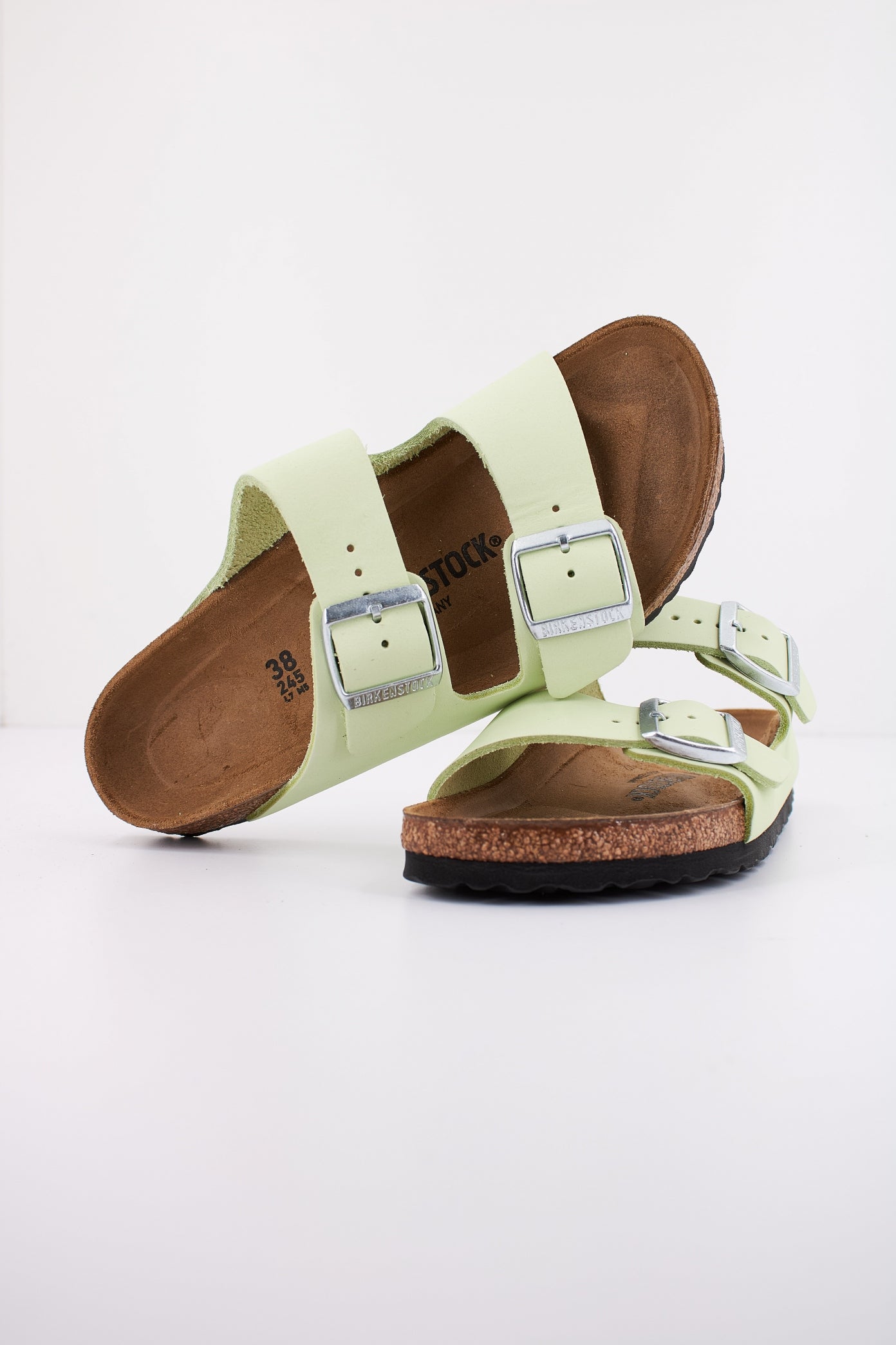 BIRKENSTOCK  ARIZONA NUBUCK LEATHER en color VERDE  (4)