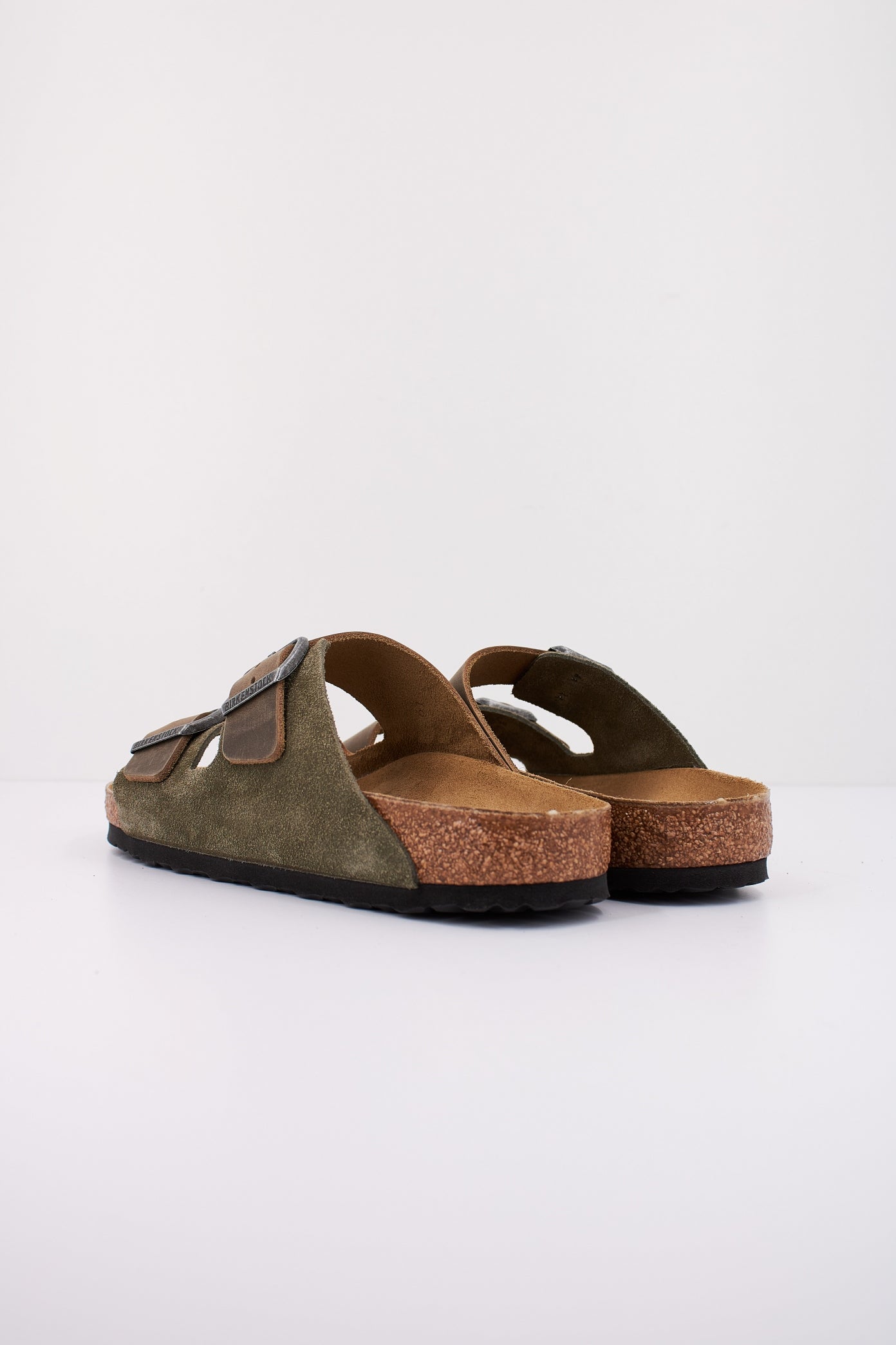 BIRKENSTOCK ARIZONA en color VERDE  (4)