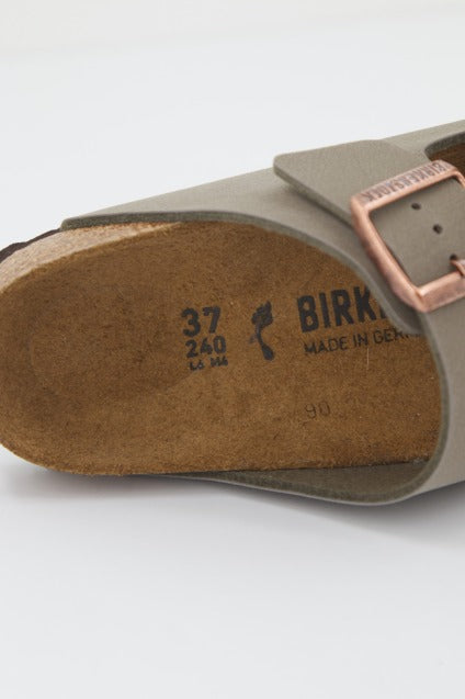 BIRKENSTOCK ARIZONA BF en color MARRON  (2)