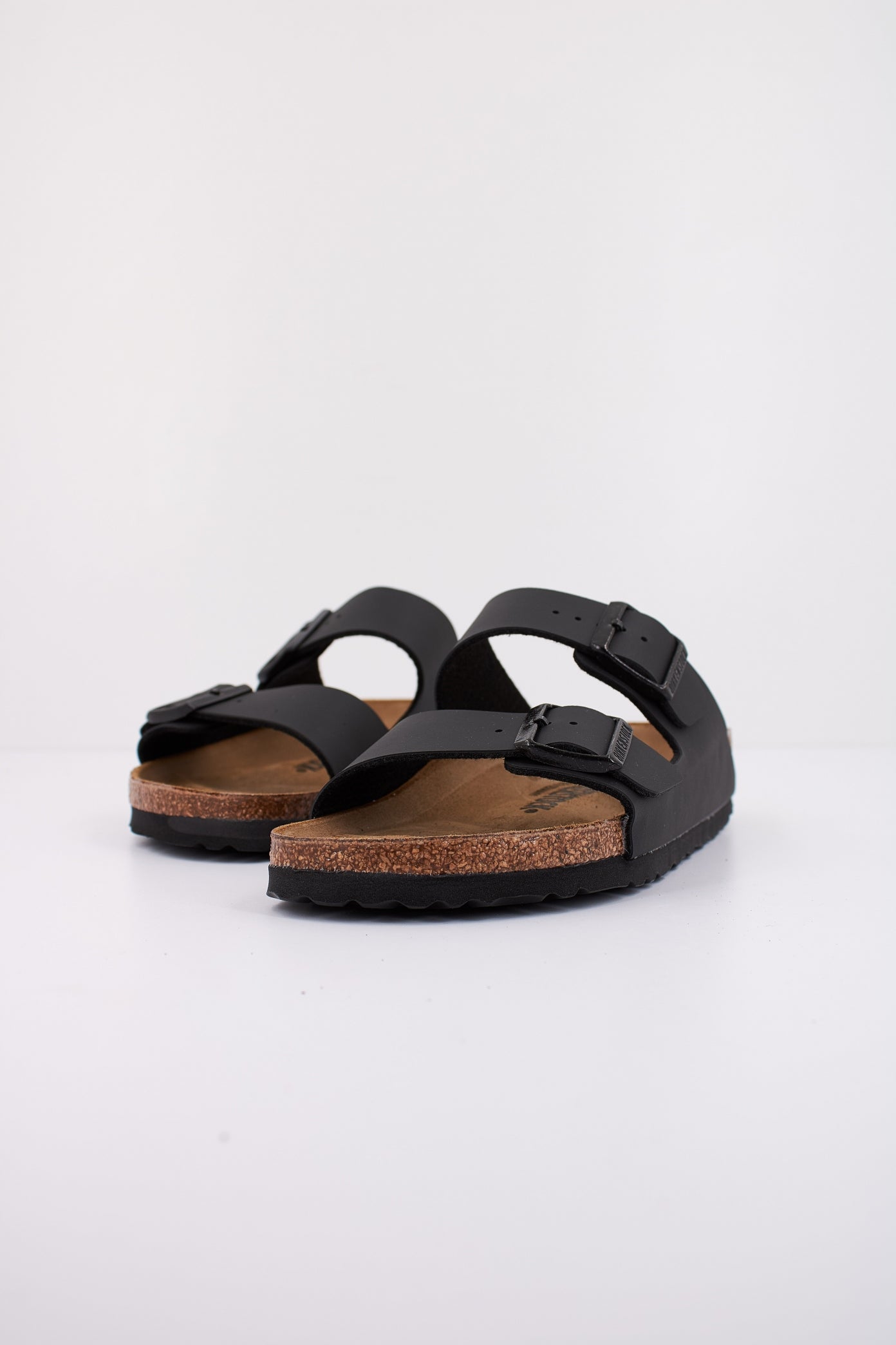 BIRKENSTOCK ARIZONA BF en color NEGRO  (2)