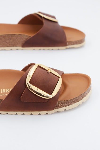 BIRKENSTOCK  MADRID BIG BUCKLE FL en color MARRON  (2)