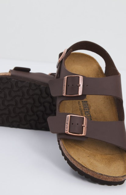 BIRKENSTOCK MILANO BF en color MARRON  (3)