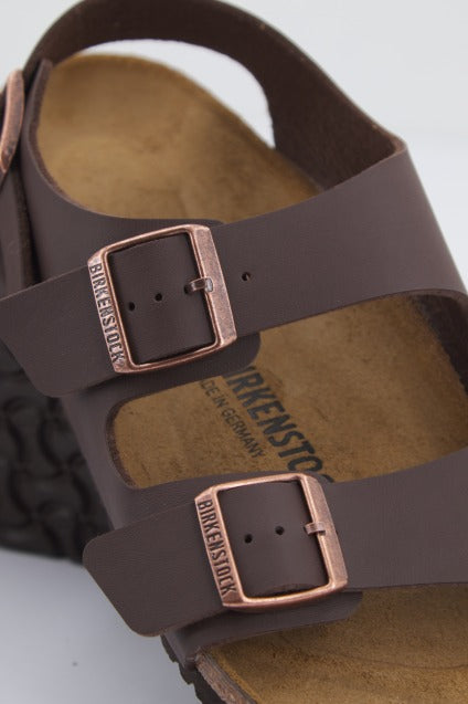 BIRKENSTOCK MILANO BF en color MARRON  (4)