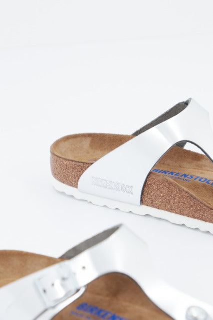 BIRKENSTOCK Gizeh NL en color PLATA  (4)