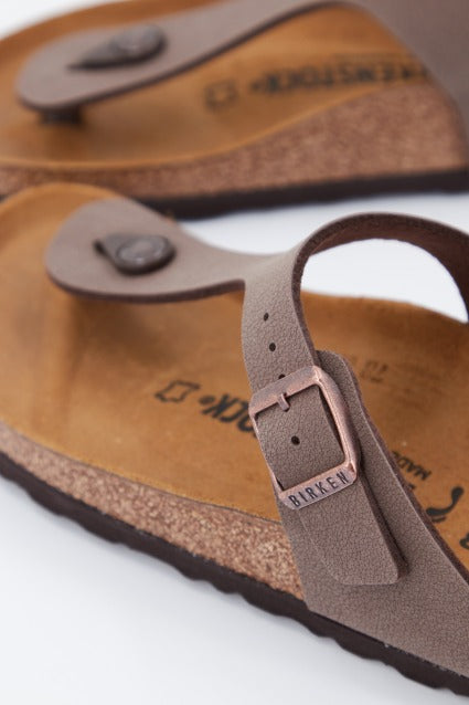 BIRKENSTOCK GIZEH BF en color MARRON  (2)